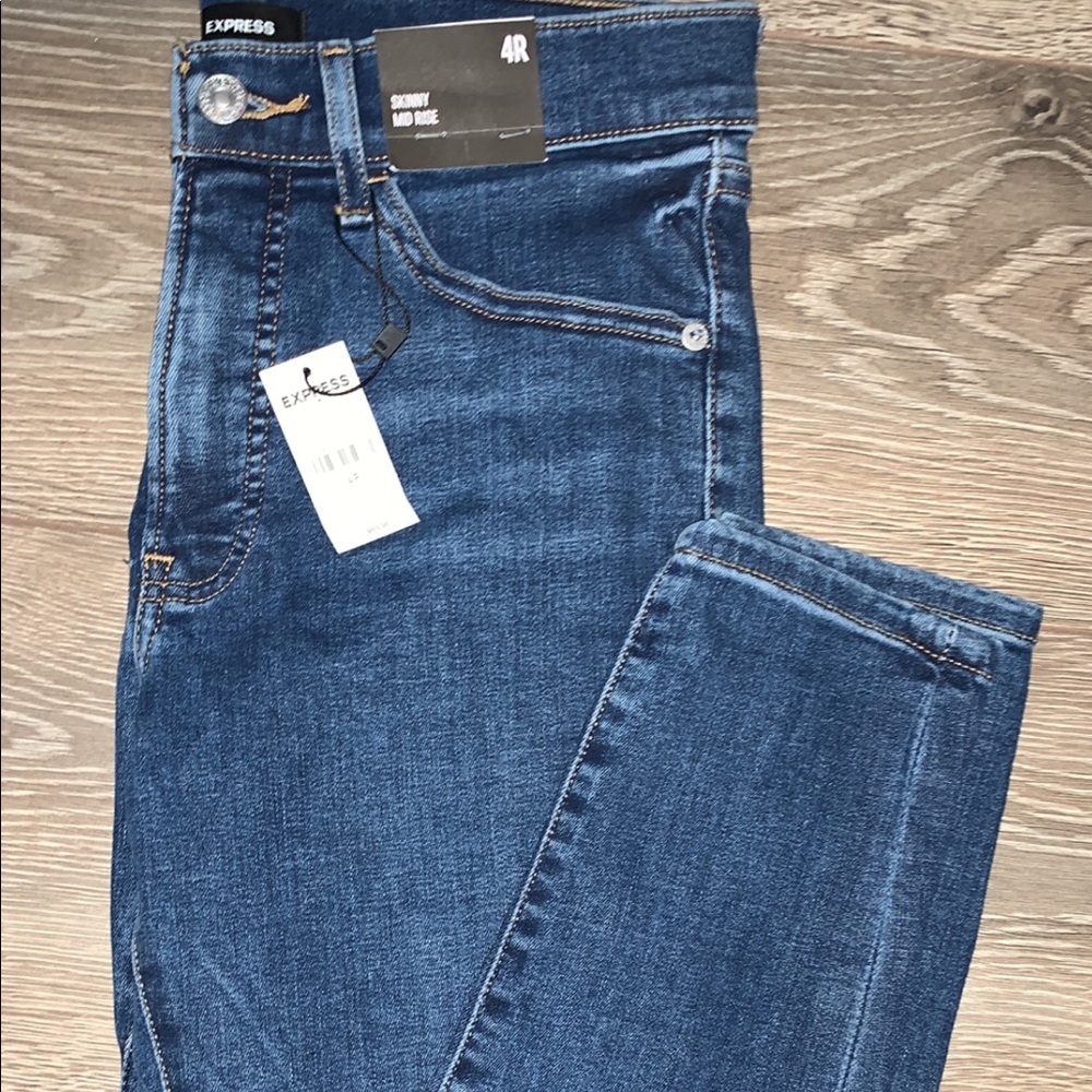 Express skinny jeans NWT